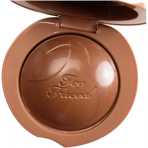 Too Faced Bronzed Peach Toasted Peach Melting Powder Bronzer - Picture 2 of 6